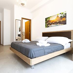 Vatican Cipro Guest House